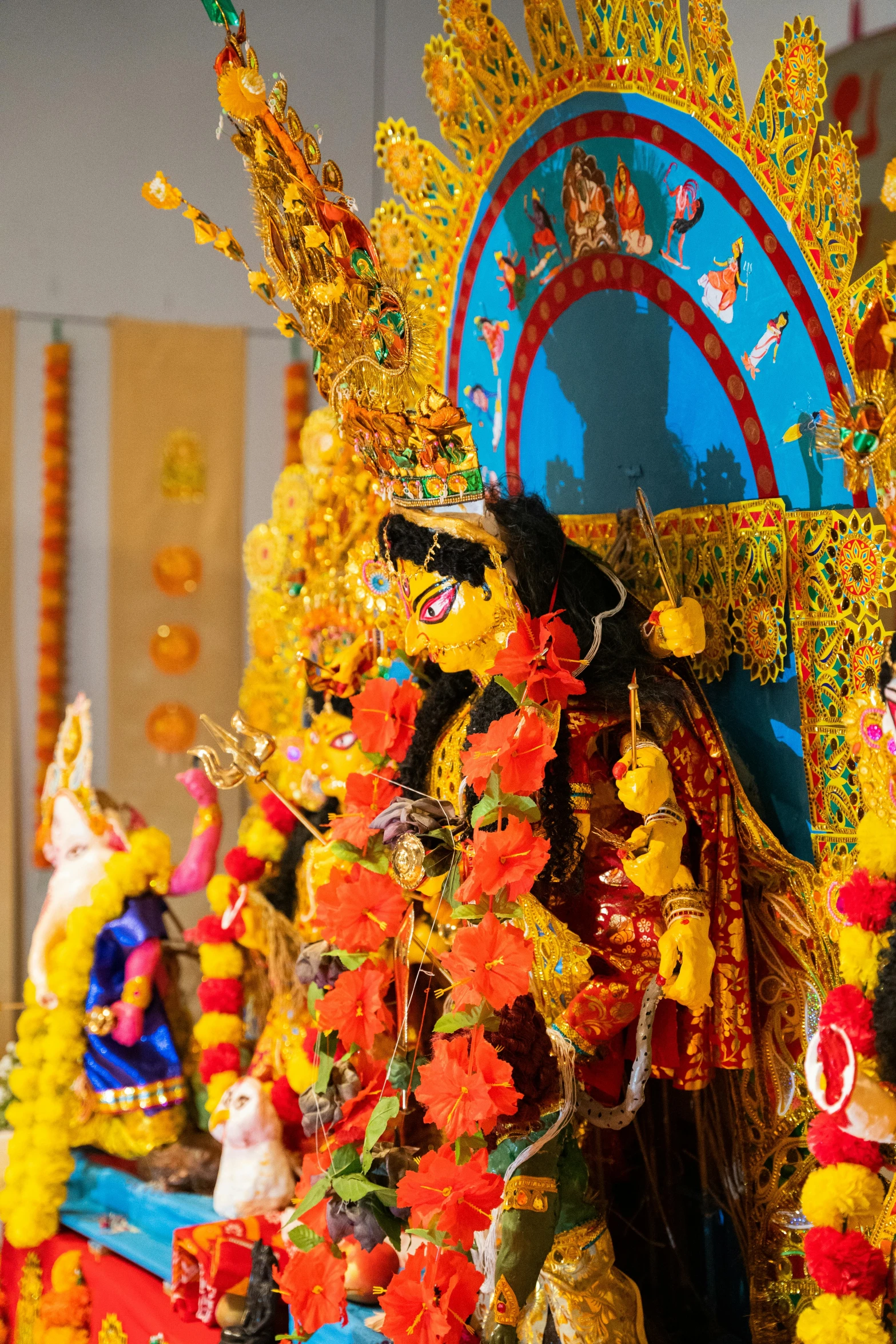 this is an image of colorful decorations on a shrine