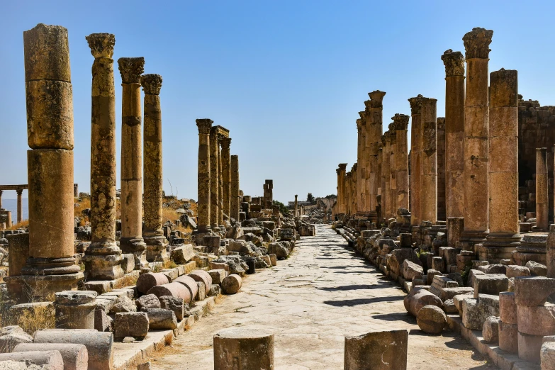 some very pretty ruins in a big open field