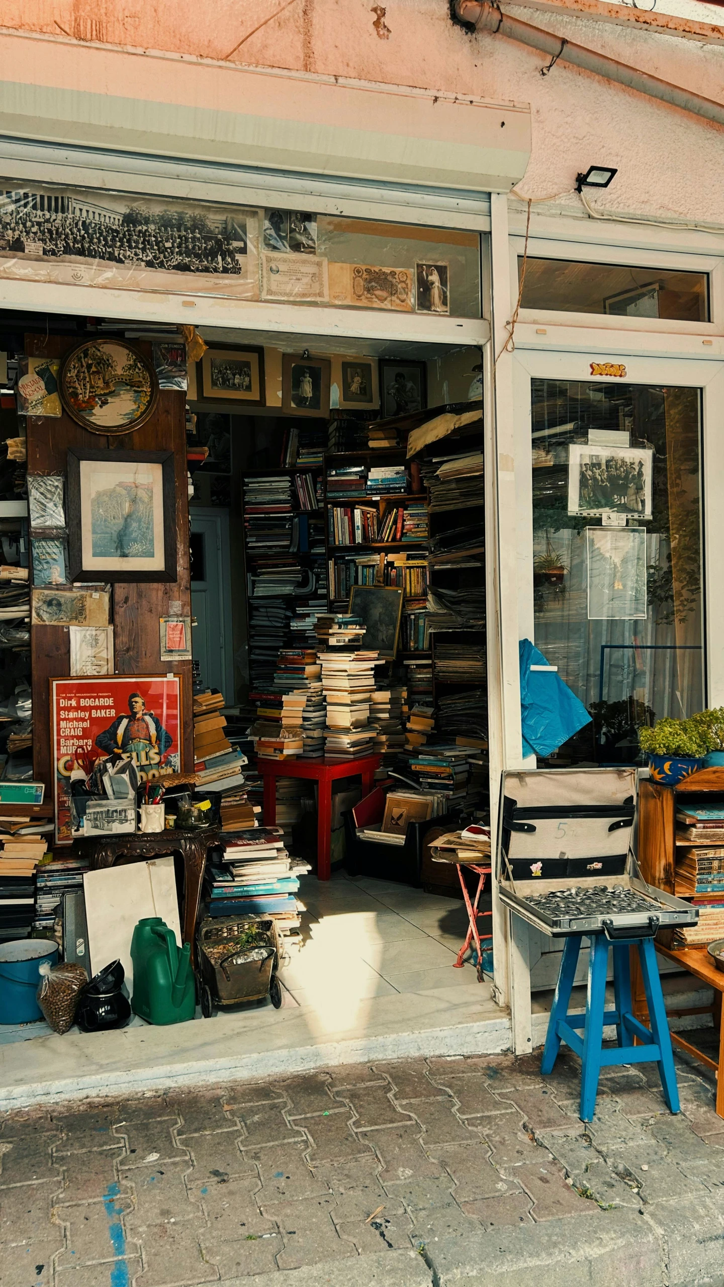 an outside view of a book store with lots of books