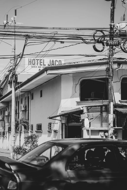 a car sitting in front of a building