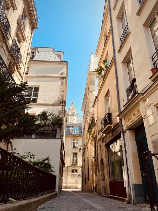 the streets of old paris are lined with old buildings
