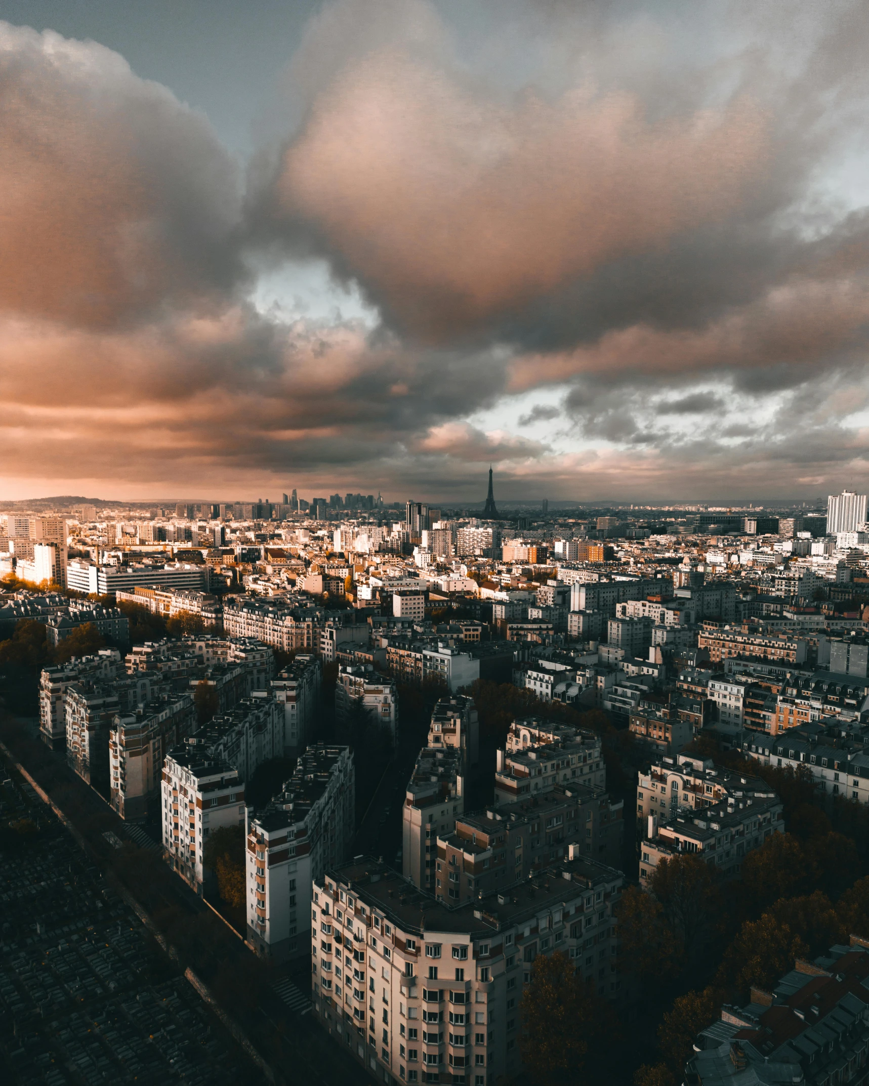 a wide open city view from the top of a tall building