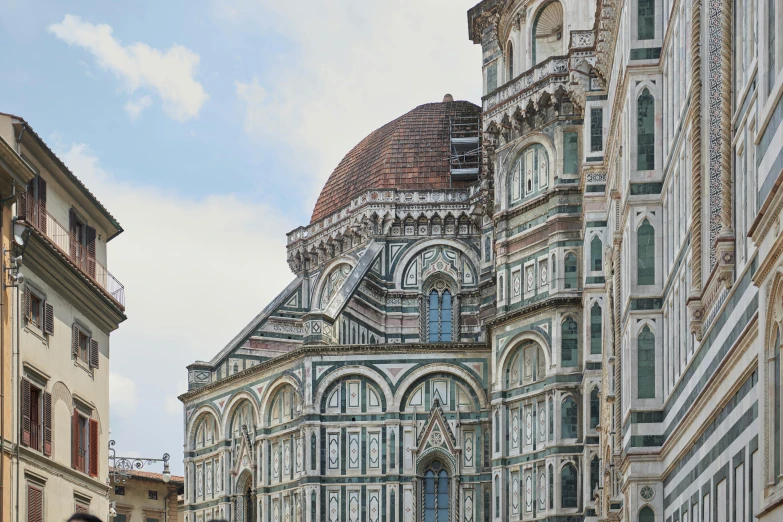 the architecture of a large building is made of white and gray