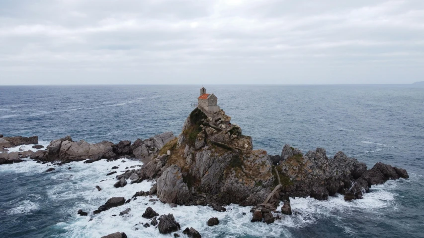 there are some very pretty rocks that look to be in the ocean