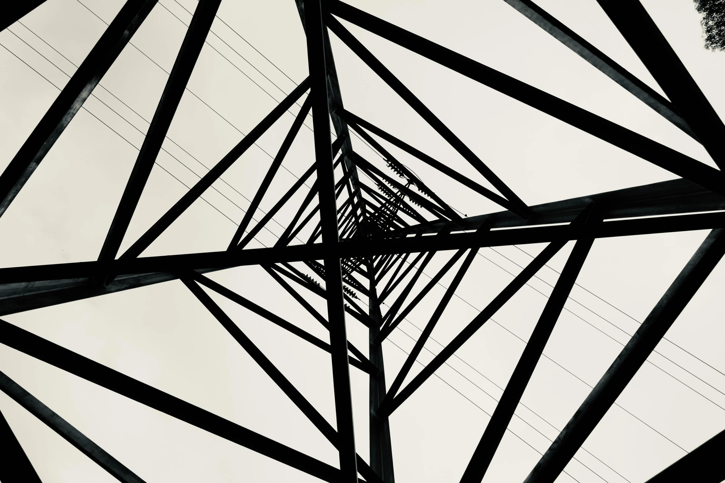 there is a black and white image of an abstract structure