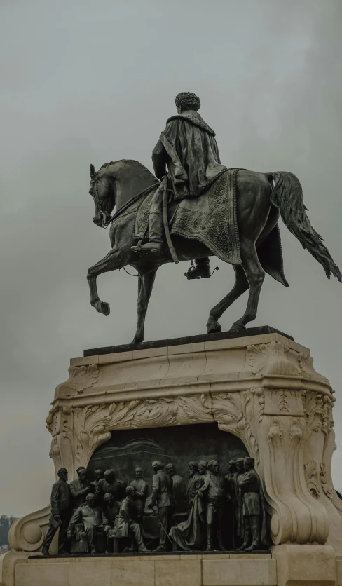 a statue of a man on top of a horse