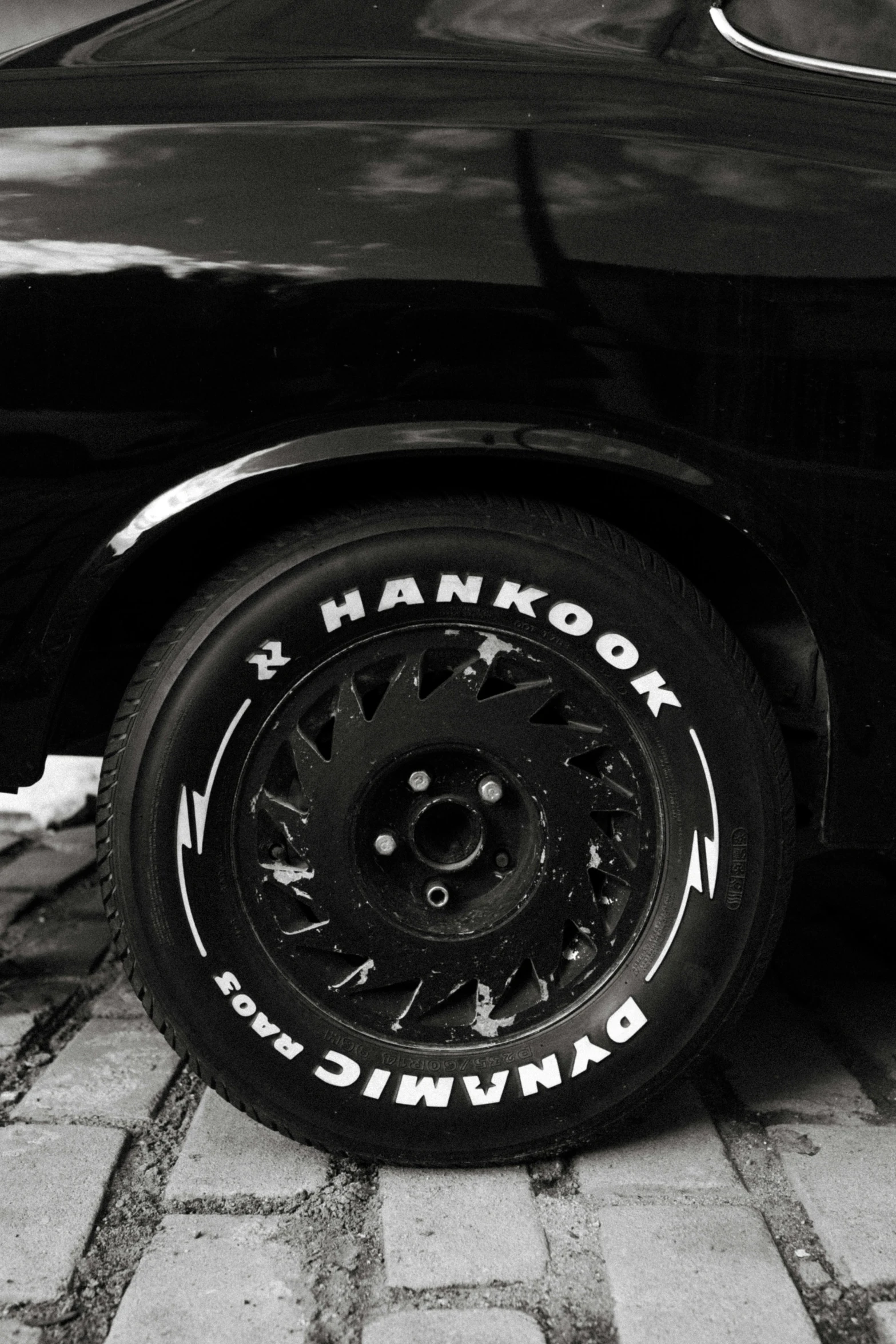 an antique tire with the word, nan kook koos on it