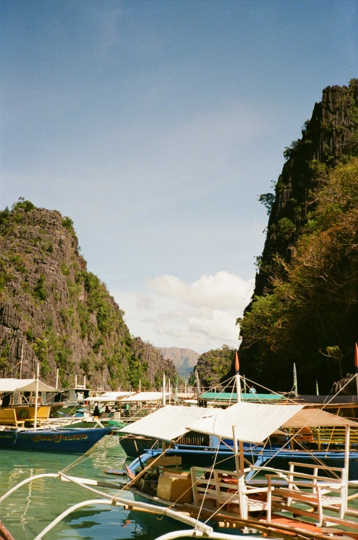 there are many boats docked in the water