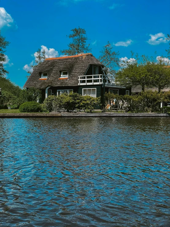 a po of some houses along the water