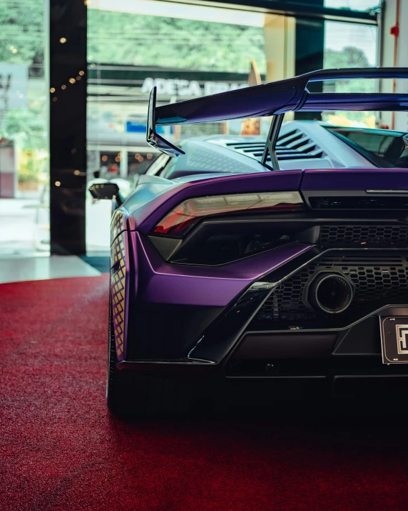 the back of a purple lamb lamb sport car