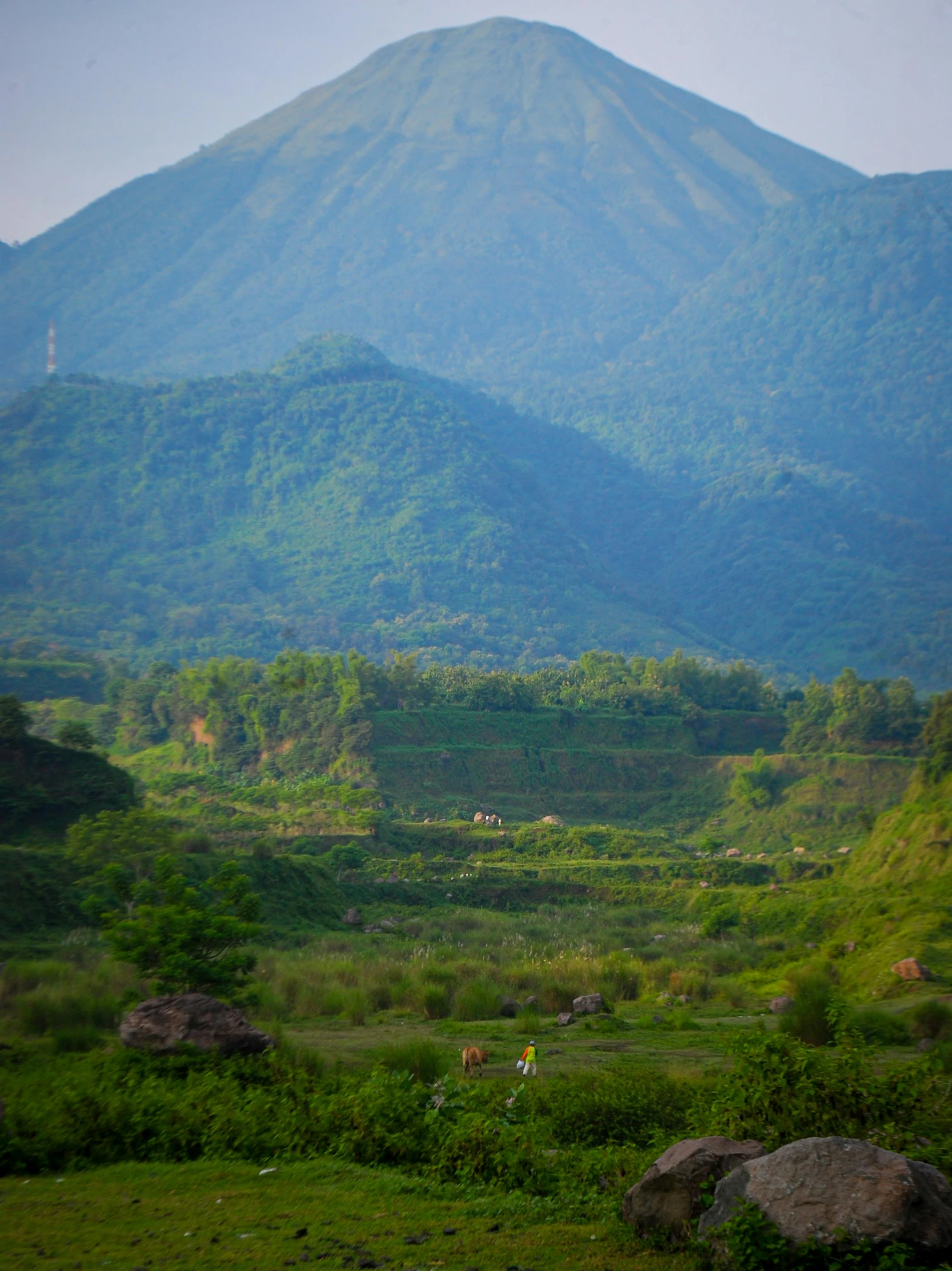 an area with large rocks and very high mountains