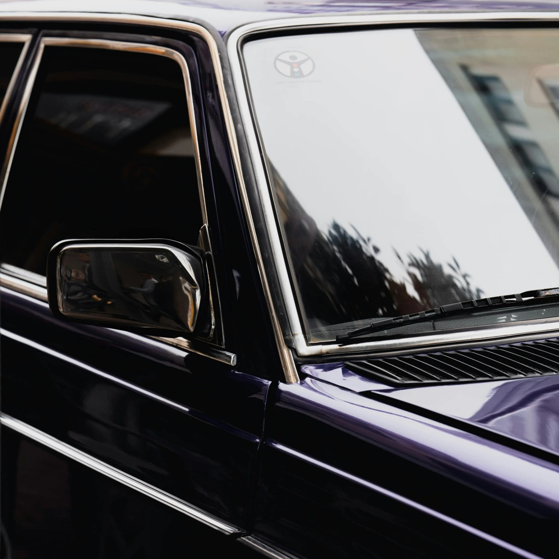 close up of the back window of a car