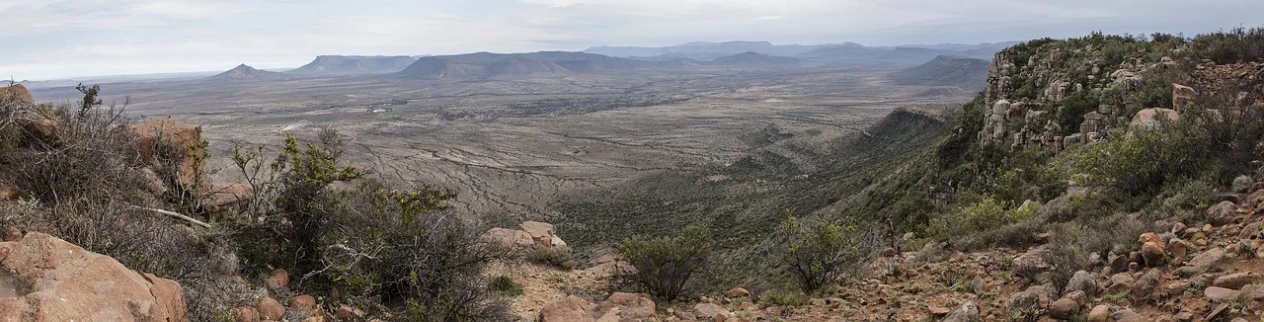 a view of the mountains from the top of a mountain, flickr, figuration libre, arizona, tx, gigapixel photo, vast mountain landscape