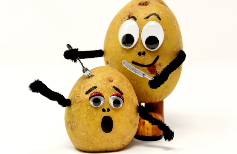 a couple of potatoes sitting next to each other, by Harry Beckhoff, pixabay, arbeitsrat für kunst, puppet, an angry lemon, seeds, selfie photo