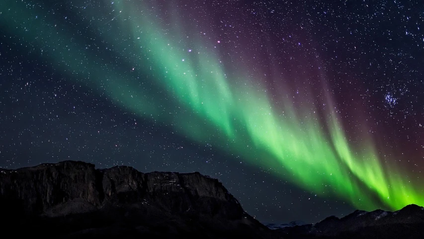 a sky filled with lots of green and purple lights, by Jørgen Nash, pexels, photographer art wolfe, 1811, by joseph binder, antartic night