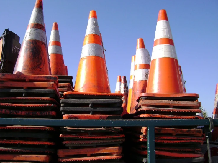 a pile of orange and white traffic cones, a screenshot, by Linda Sutton, plows, nbc, 2 0 1 0 photo, orange racing stripes