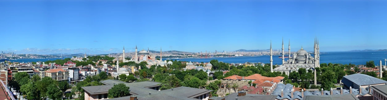 a view of a city from the top of a building, hurufiyya, landscape photo