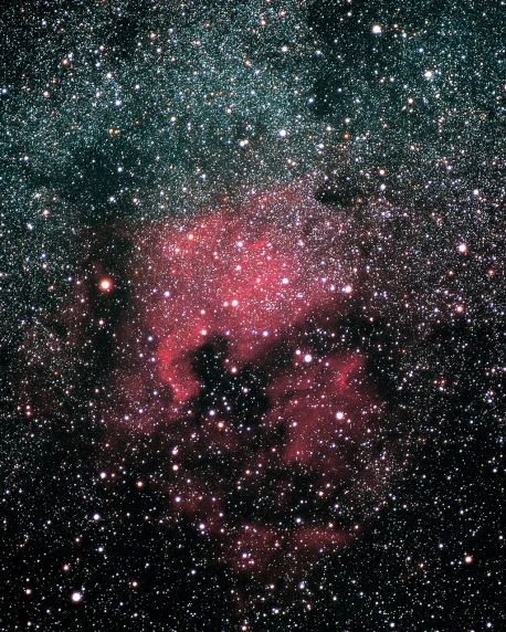 a star filled sky filled with lots of stars, a microscopic photo, red cumulonimbus clouds, dsrl photo, foto, age 2 0