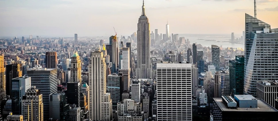 a view of a city from the top of a building, a picture, by Robert Jacobsen, pexels, modernism, kaiju towering above new york, photo pinterest, фото девушка курит, mobile wallpaper