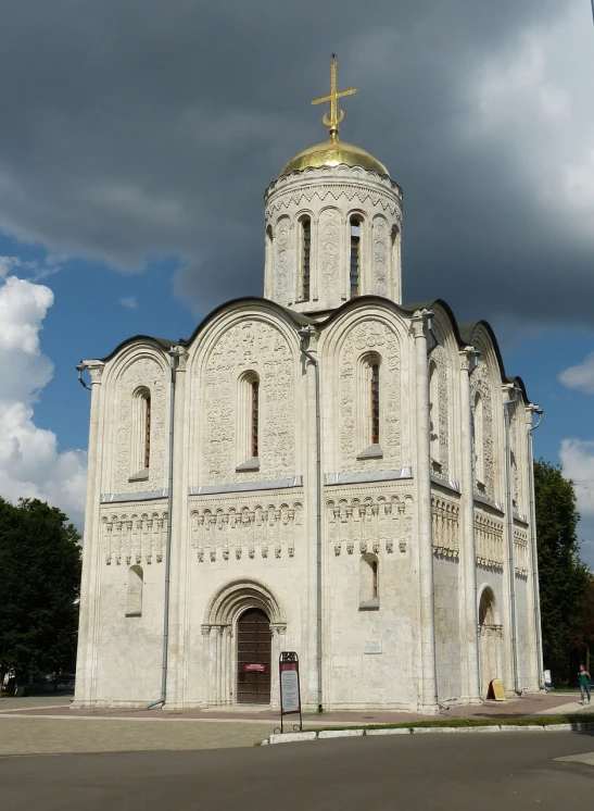 a large white building with a golden dome, by Serhii Vasylkivsky, romanesque, onyx, of a old 13th century, simple, kiss