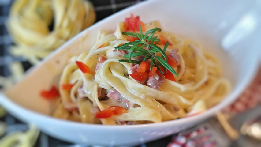 a white bowl filled with pasta and vegetables, pixabay, renaissance, ham, garis edelweiss, closeup photo, ribbon