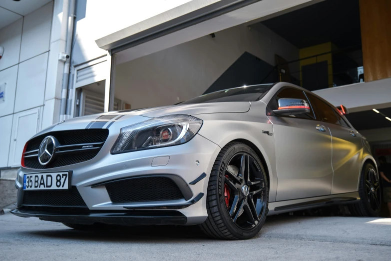 the mercedes benz s62 amg with an air bag and carbon exhaust system