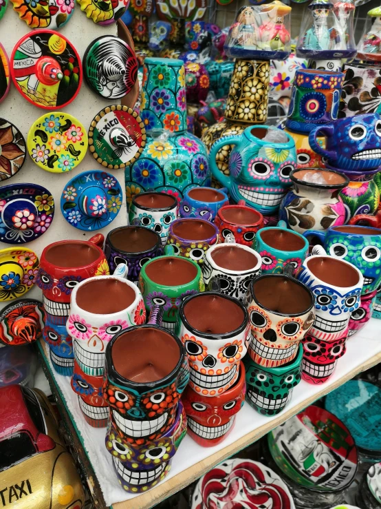 souvenirs decorated with skulls and other mexican items