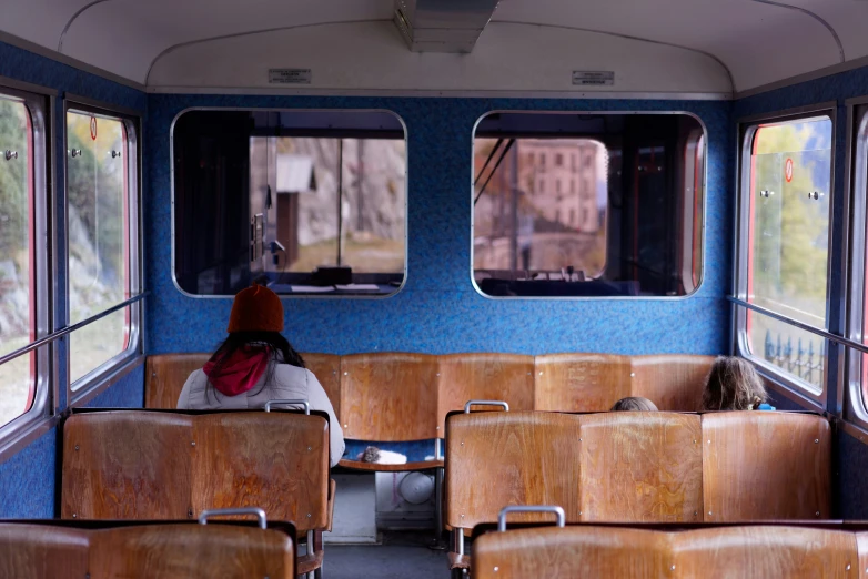 there are no people inside the train or in the carriage