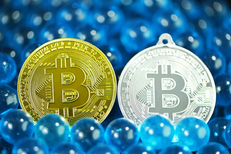 bitcoin and bubble on the table