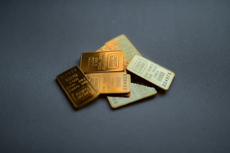 gold bar with names of the famous films