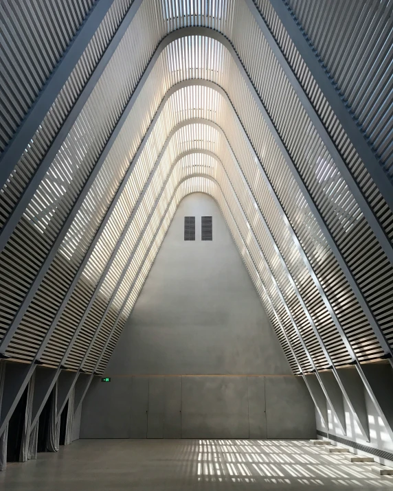 the inside of a building is clean and empty