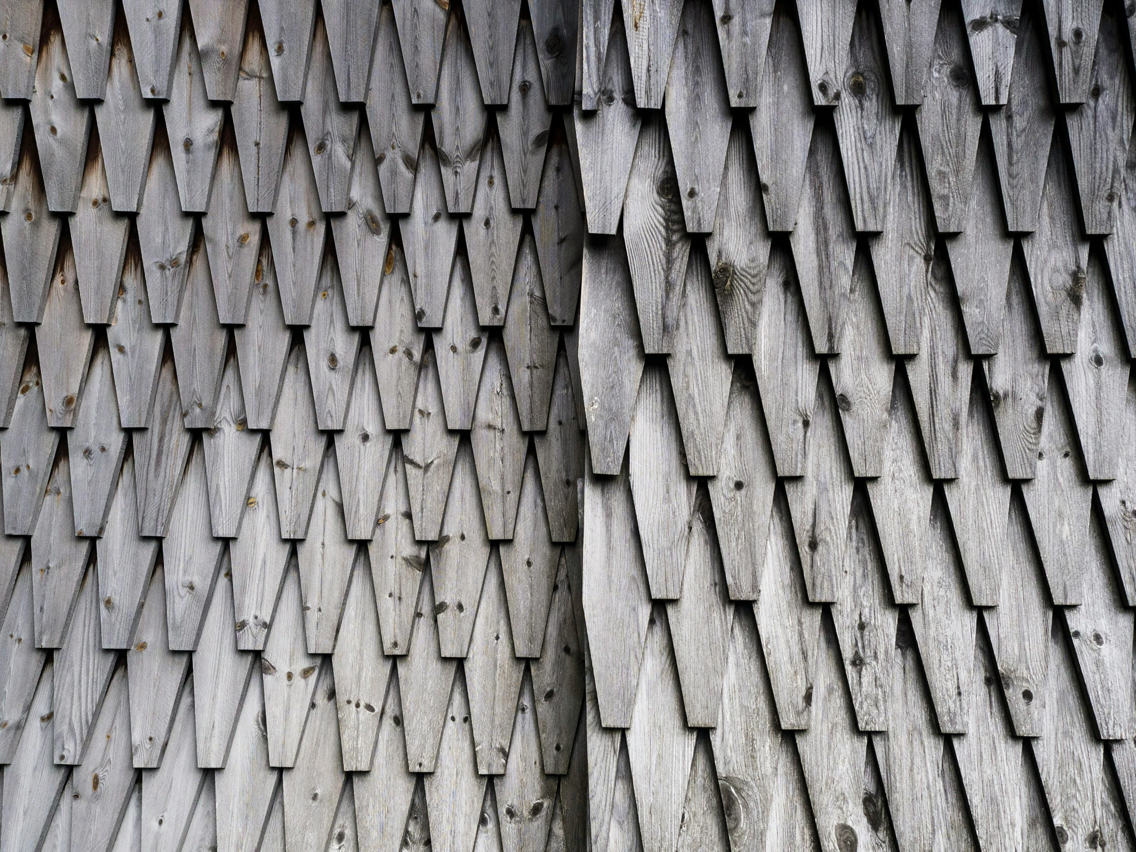 this is a close up picture of a roof