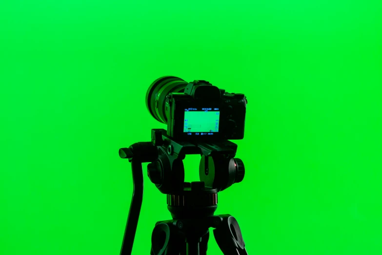 a po of a green screen background that is very easy to use