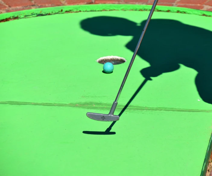 this is a picture of an aerial s of a golf swing