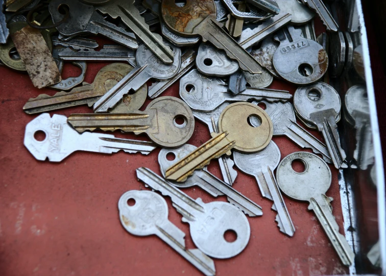 many keys have been used in a junky fashion