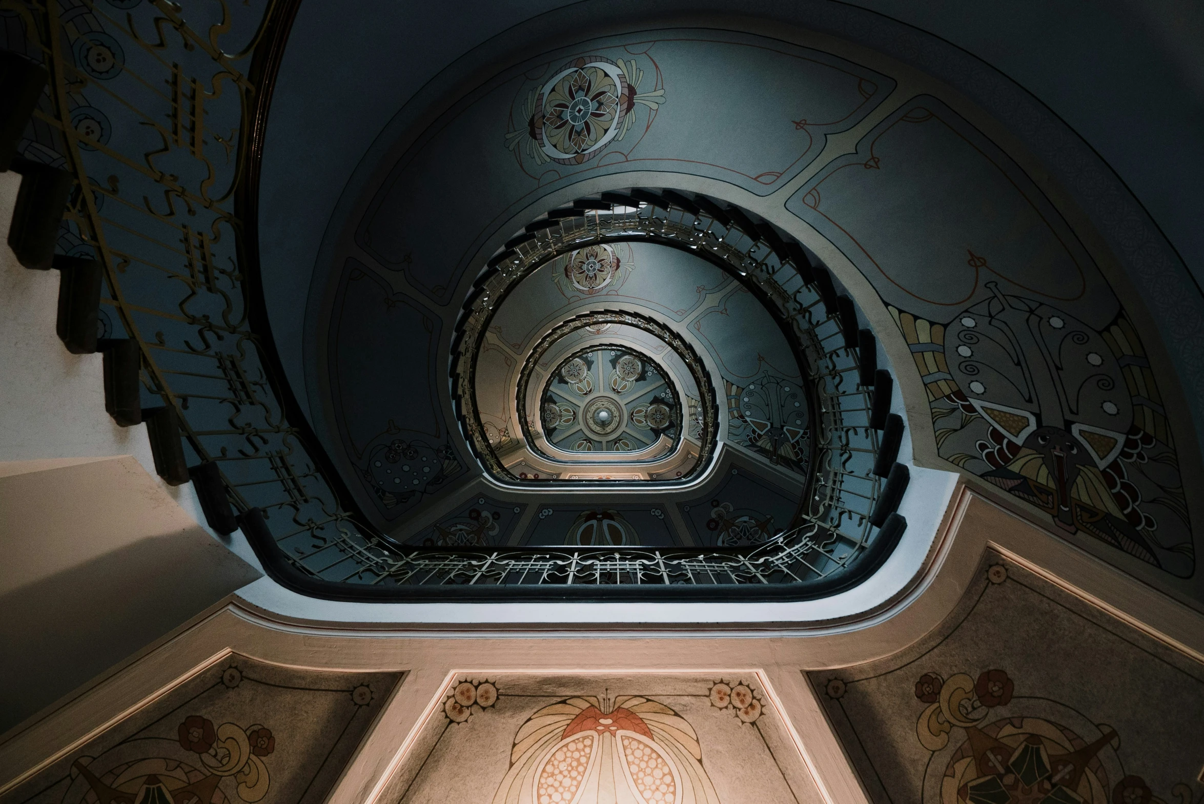 a stair in the center of a ceiling