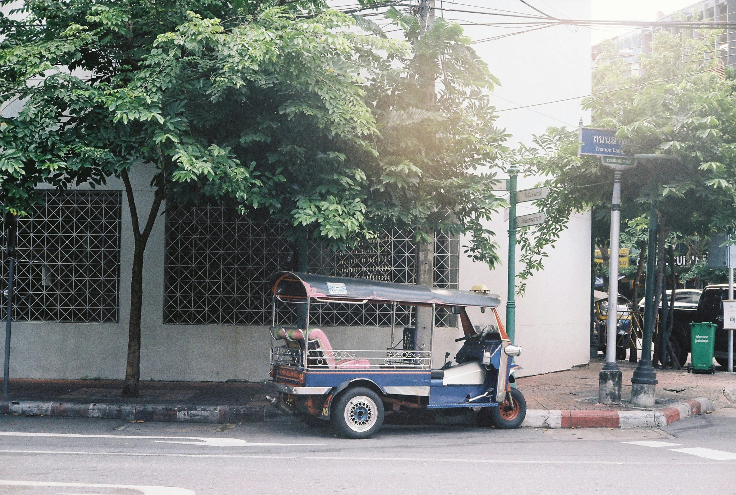 an image of a bus going down the street