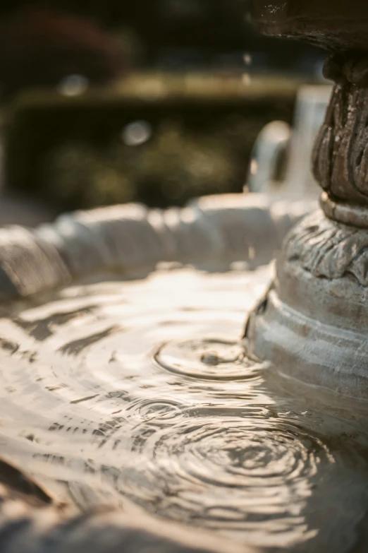 this is a close up image of a fountain