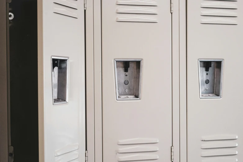 this is a lockers with no doors or handles