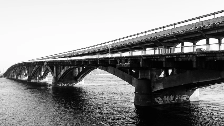 this is an image of the top of a bridge