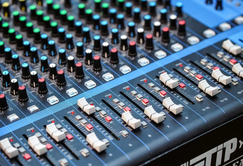 an electronic mixing desk with ons and s