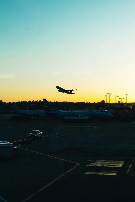 a picture of a plane coming in for flight