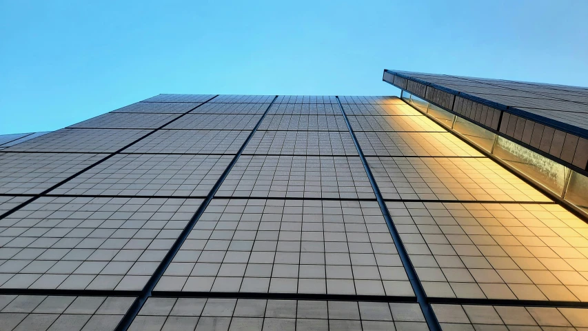 the outside view of a high rise building's surface