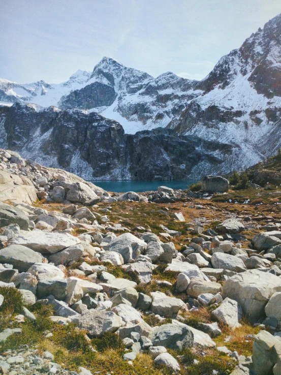 the water is running from the mountains into the rocks