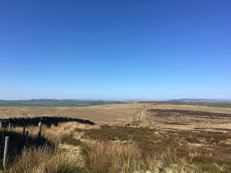 the view is very vast, and this picture has only a few clouds