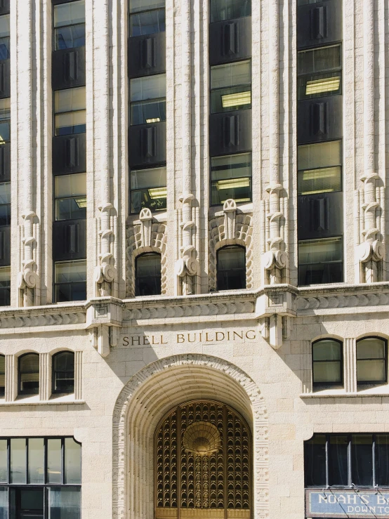 a picture of a very big building in the daytime