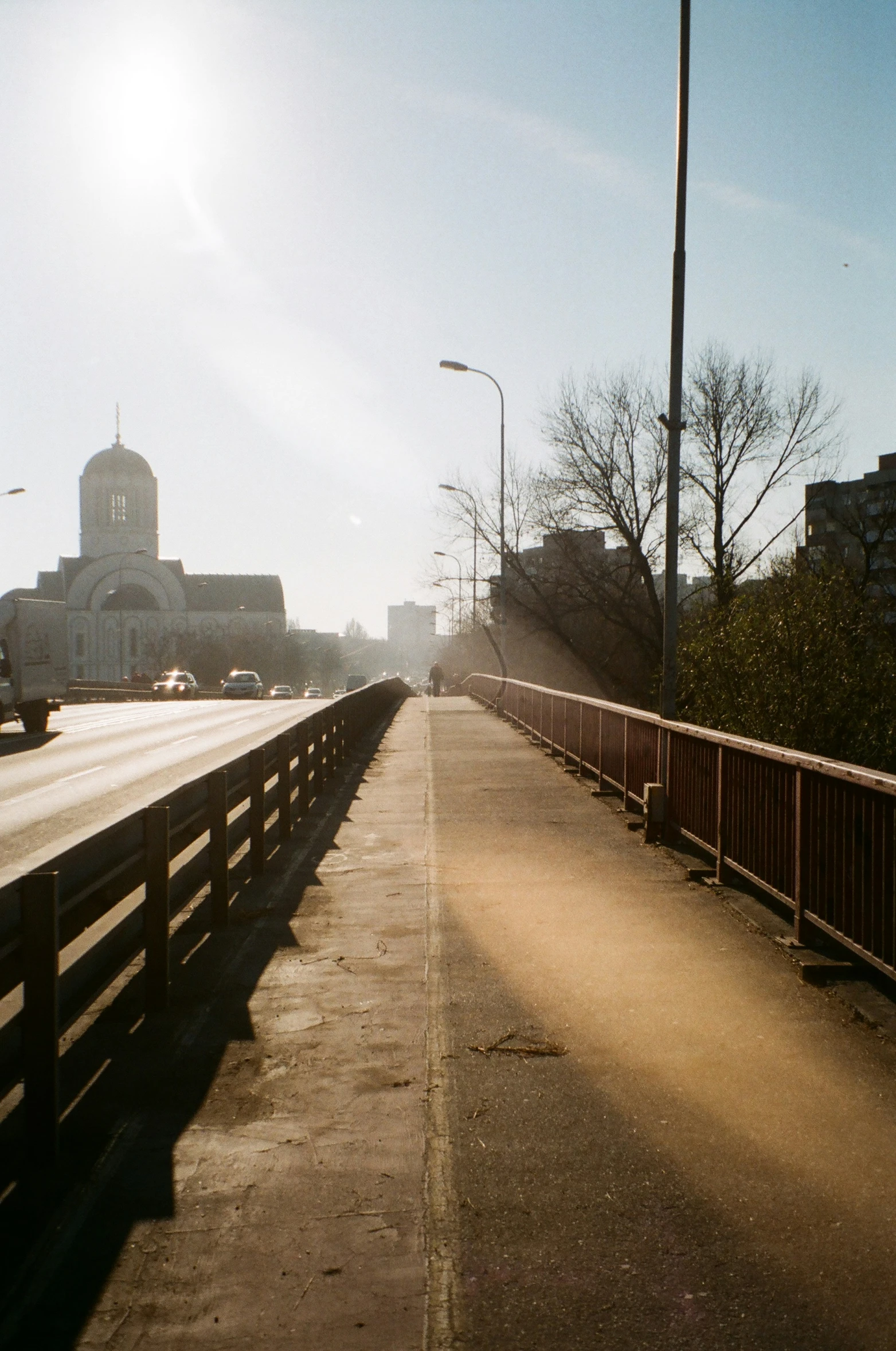 a po taken from the top of the bridge