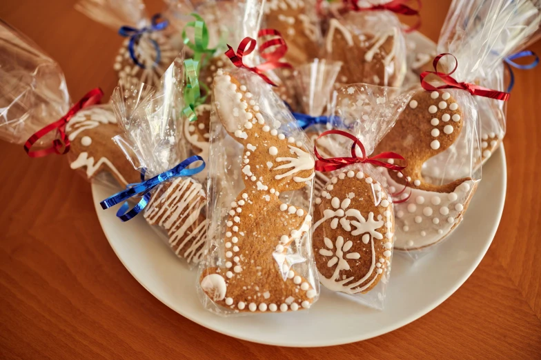 a bunch of cookies that are on a white plate