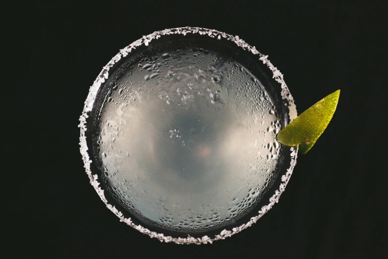 a close up view of the top of a beverage glass