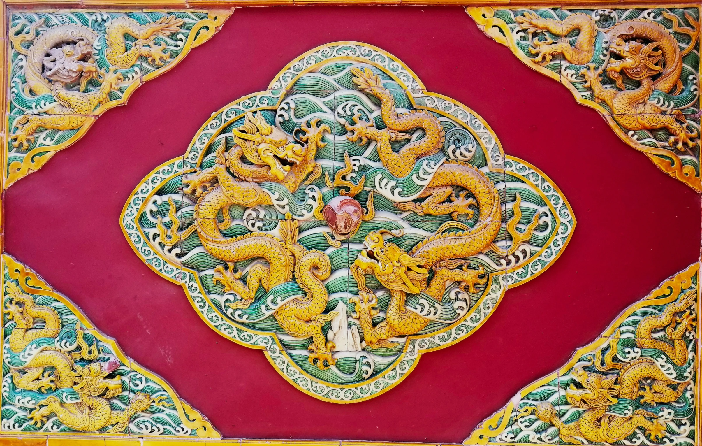 chinese art depicting a dragon decoration